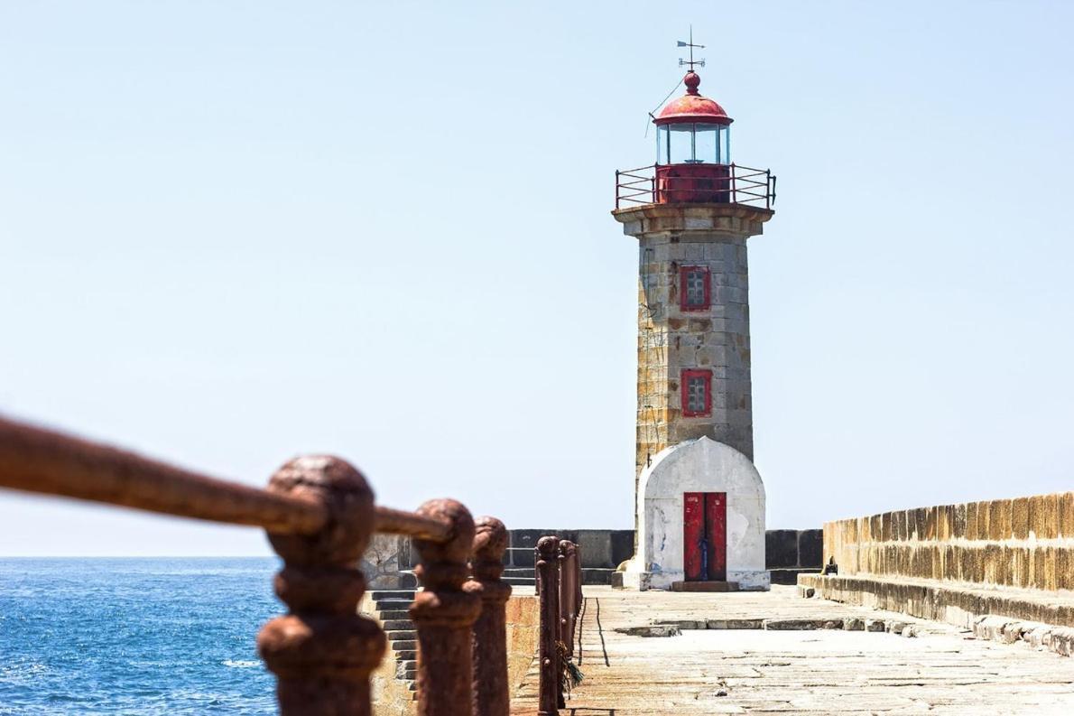 Boutique Rentals- Bliss By The Sea Apt- Ocean Views In Foz Beach Porto Exterior photo